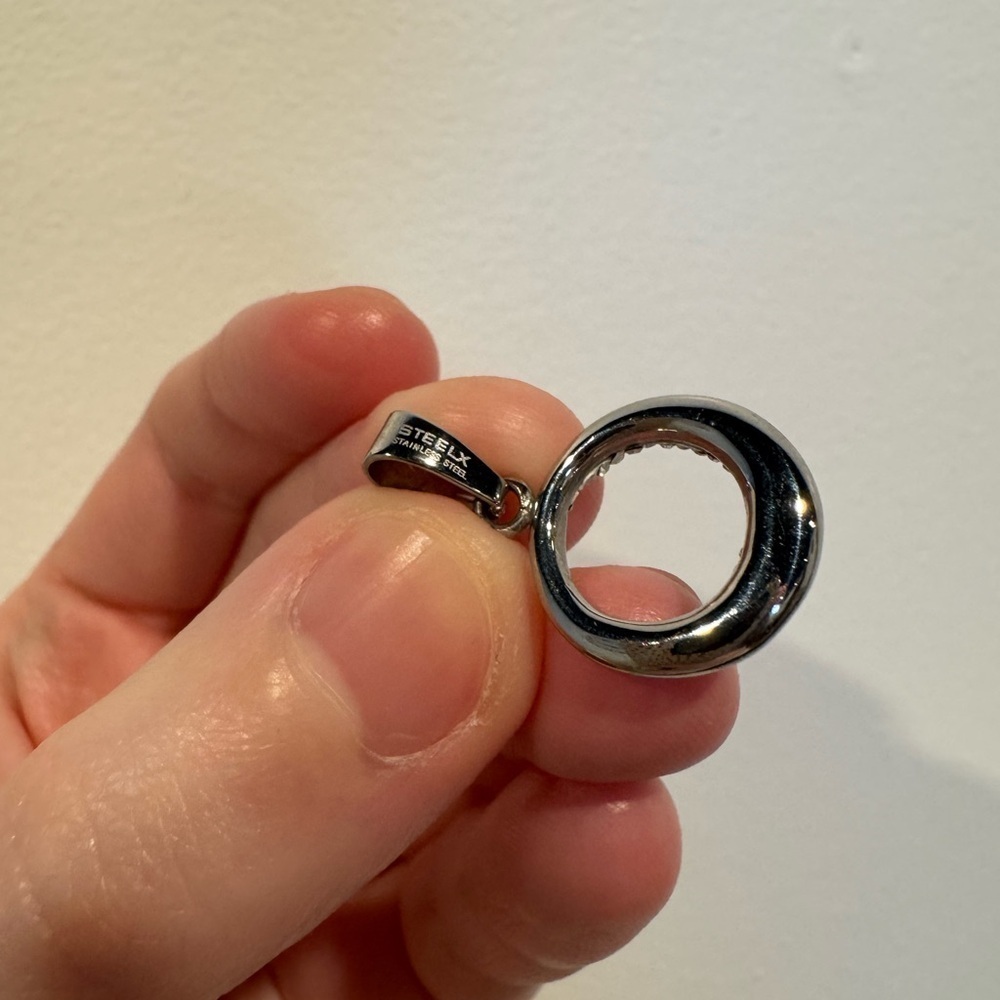 Steelx Pendant - Picture 5 of 7